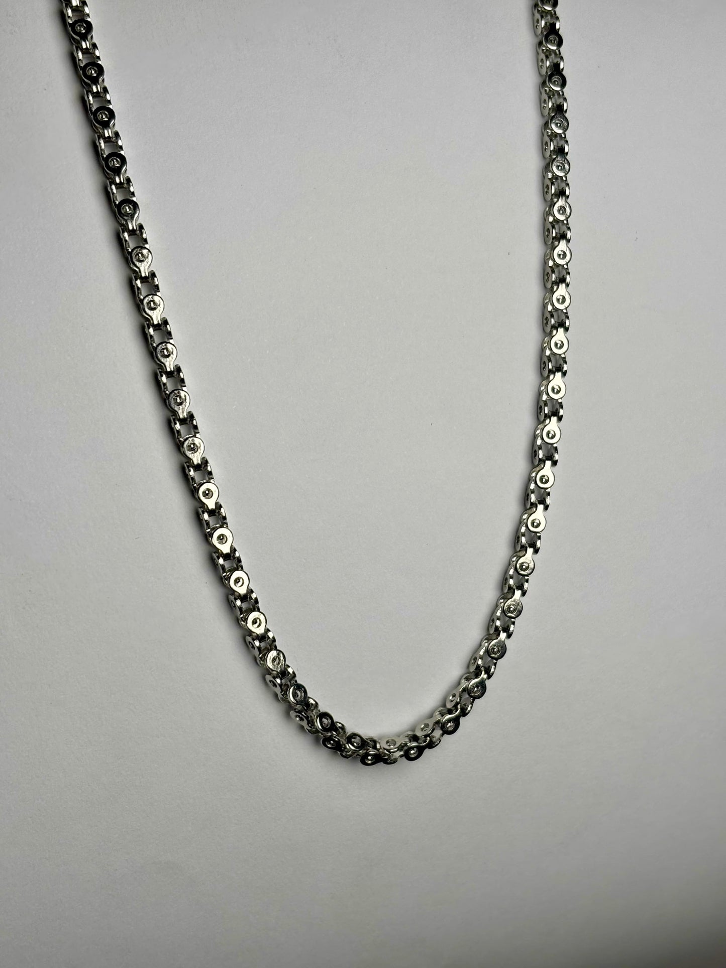 Men stainless steel Byzantine chain necklace in Pakistan, polished silver interlocking link chain, waterproof anti rust durable everyday men jewelry