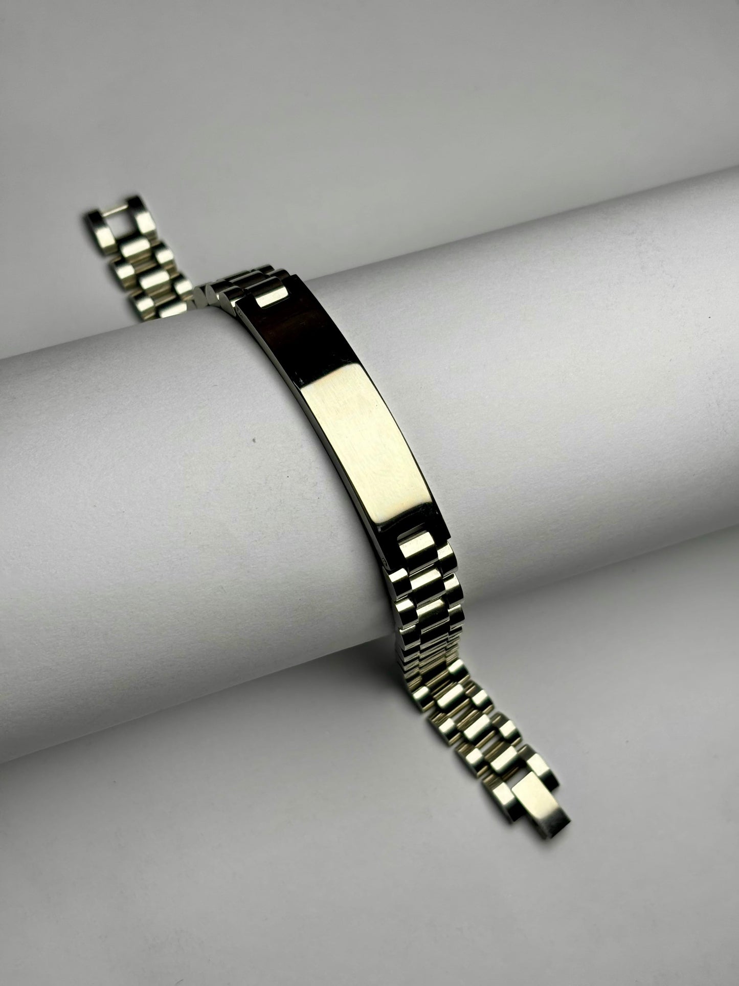men's stainless steel personalized bracelet with engraving plate custom name jewelry Pakistan durable gift idea