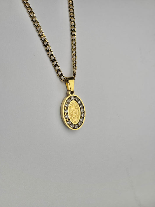 Oval Allah Necklace Outlined With Stones [Golden]