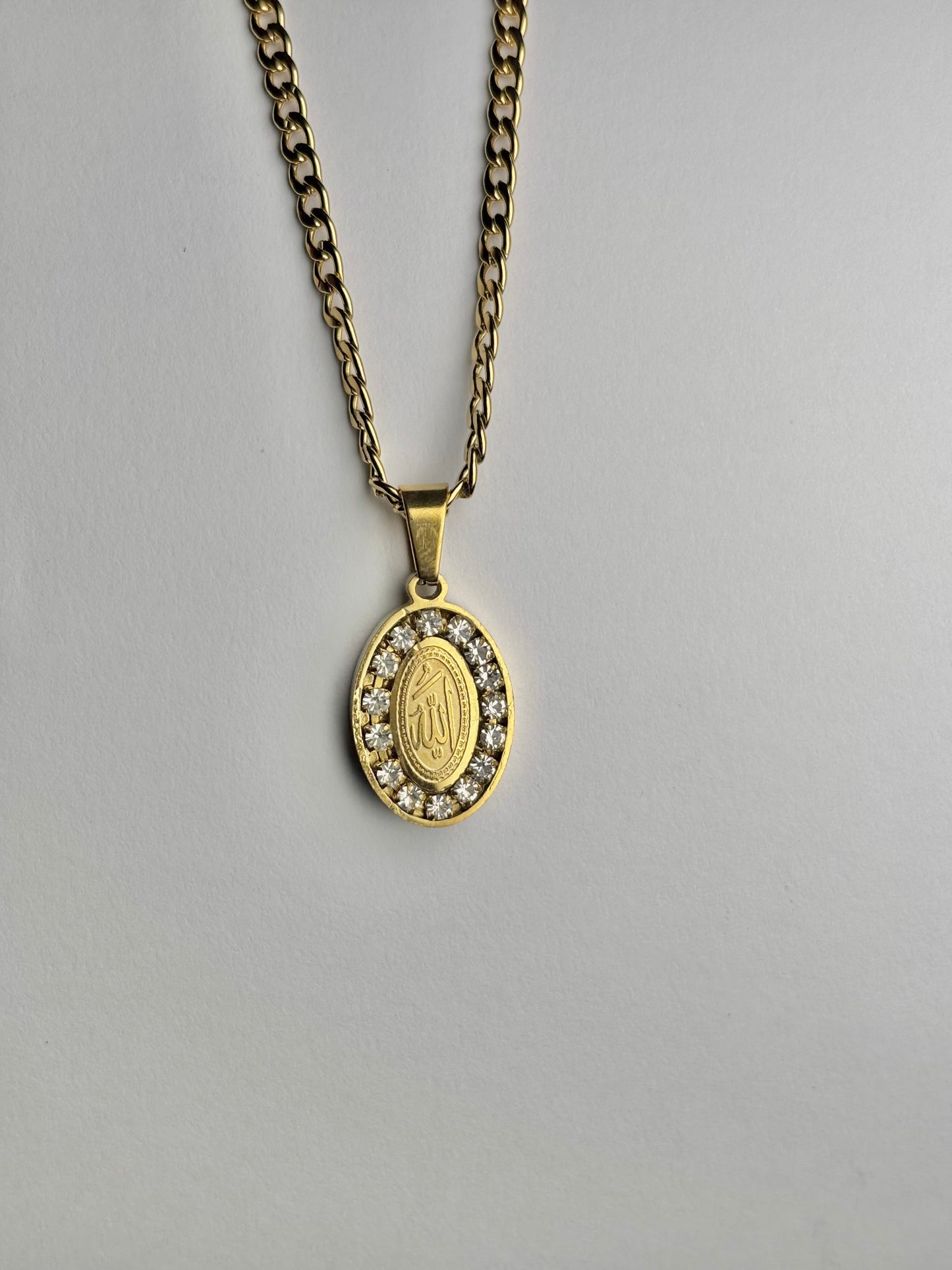 Oval Allah Necklace Outlined With Stones [Golden]