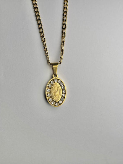 Oval Allah Necklace Outlined With Stones [Golden]
