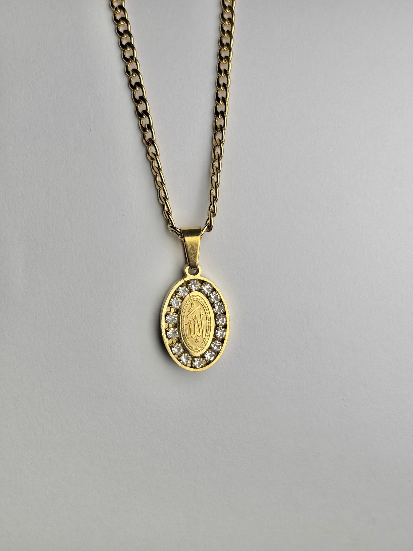 Oval Allah Necklace Outlined With Stones [Golden]