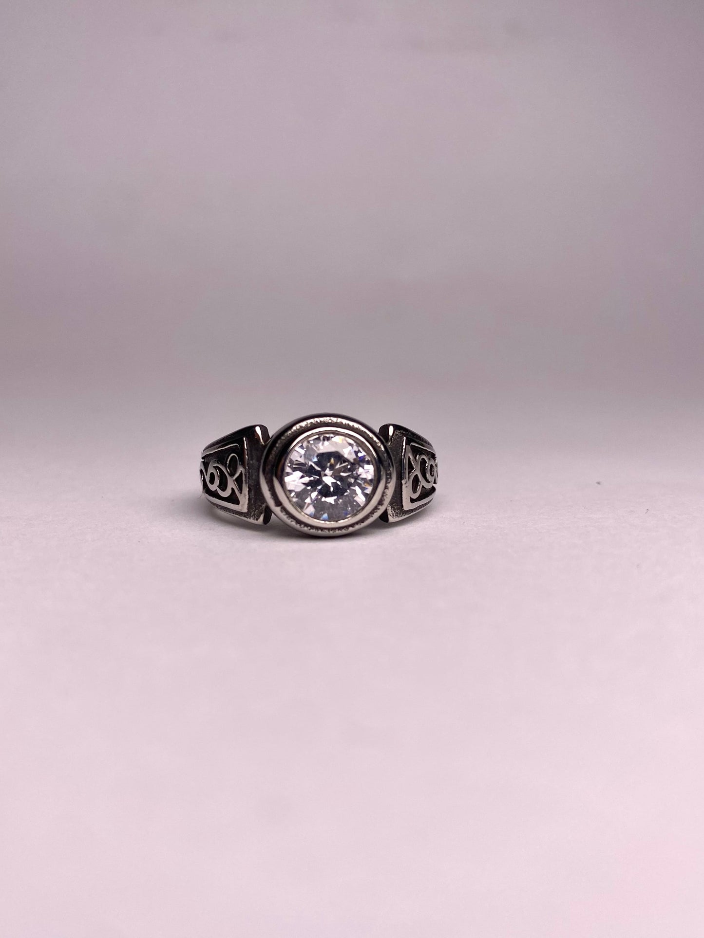 Minimal Diamond Ring | Unisex