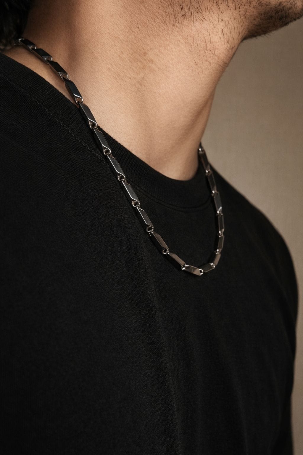 Stainless steel silver chain necklace for men Pakistan, modern Tricon chain waterproof anti rust durable everyday jewelry
