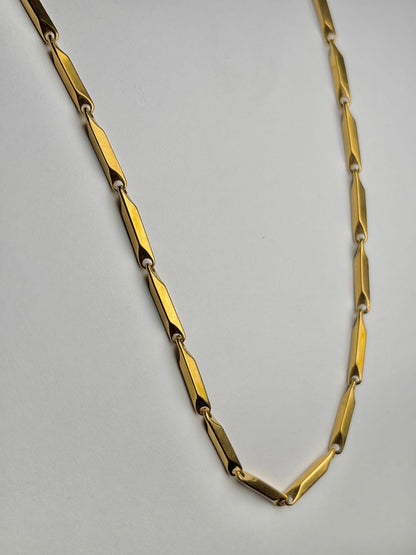 Gold stainless steel Tricon chain necklace for men in Pakistan, polished gold bar link chain modern men jewelry
