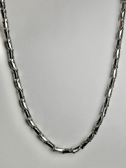 Luxury stainless steel biker link chain necklace for men in Pakistan, bold silver statement chain, premium quality masculine fashion accessory
