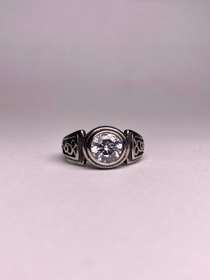 minimal diamond ring for men, polished stainless steel ring with clear round stone, modern and stylish ring available in Pakistan